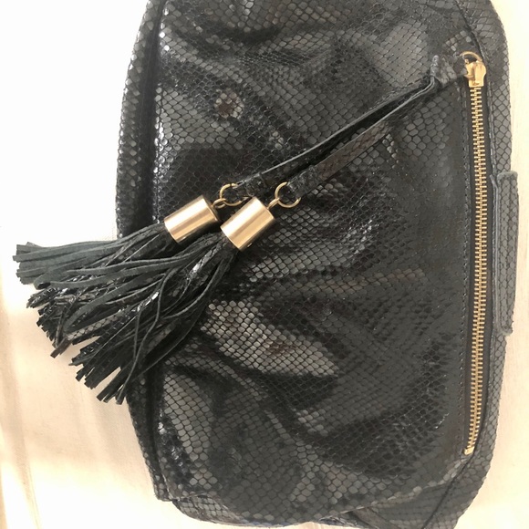 Serpent Snakeskin Clutch Gray - Judith Leiber Bill Blass Snakeskin Leather Tasseled Clutch